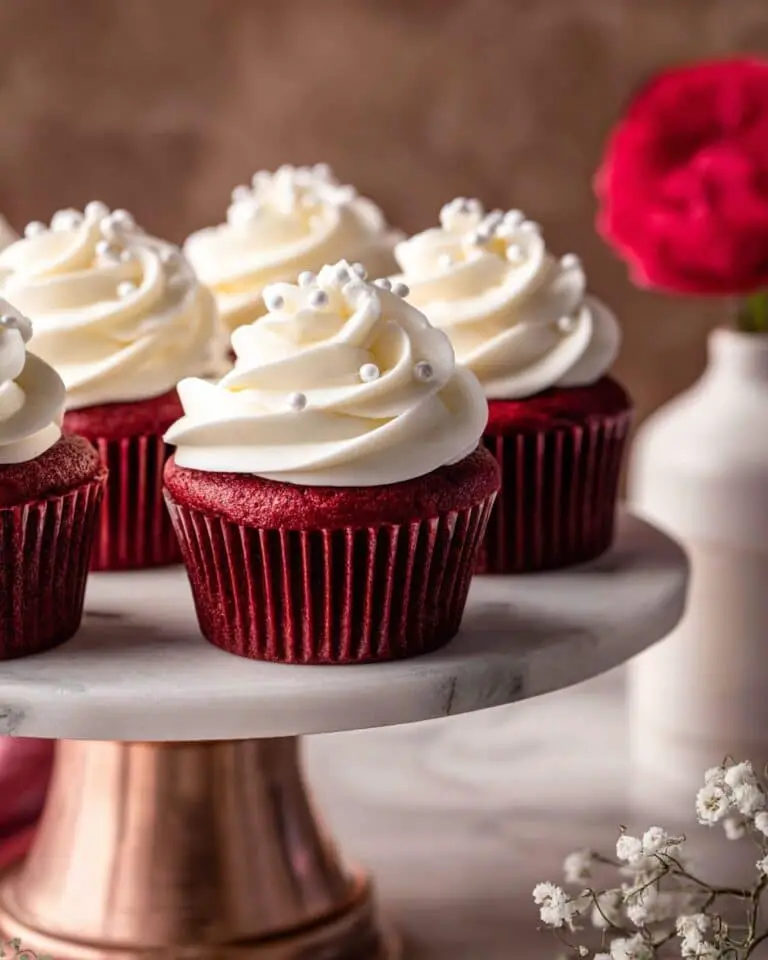 Red Velvet Cupcakes with Cream Cheese Frosting Recipe