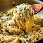 Italian Pasta with Garlic Olive Oil Sauce Recipe