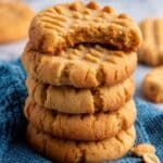 Old-Fashioned Soft and Chewy Peanut Butter Cookies Recipe