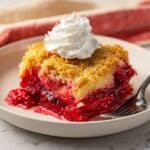 Viral 90s Magic Dump Cake 🍓✨ Recipe