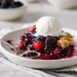 Slow Cooker Berry Cobbler Recipe